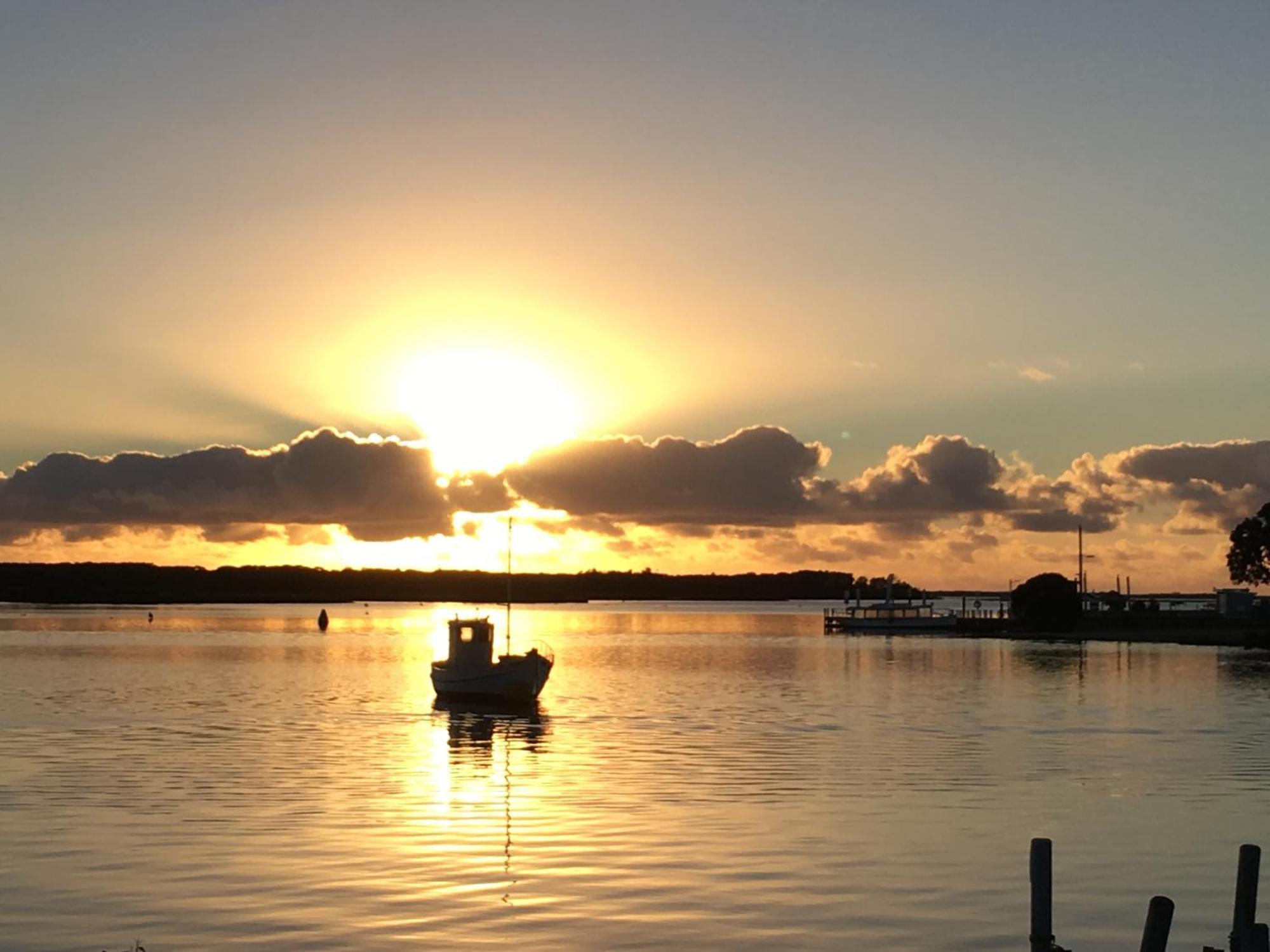 Beachcomber Caravan Park Mallacoota Buitenkant foto